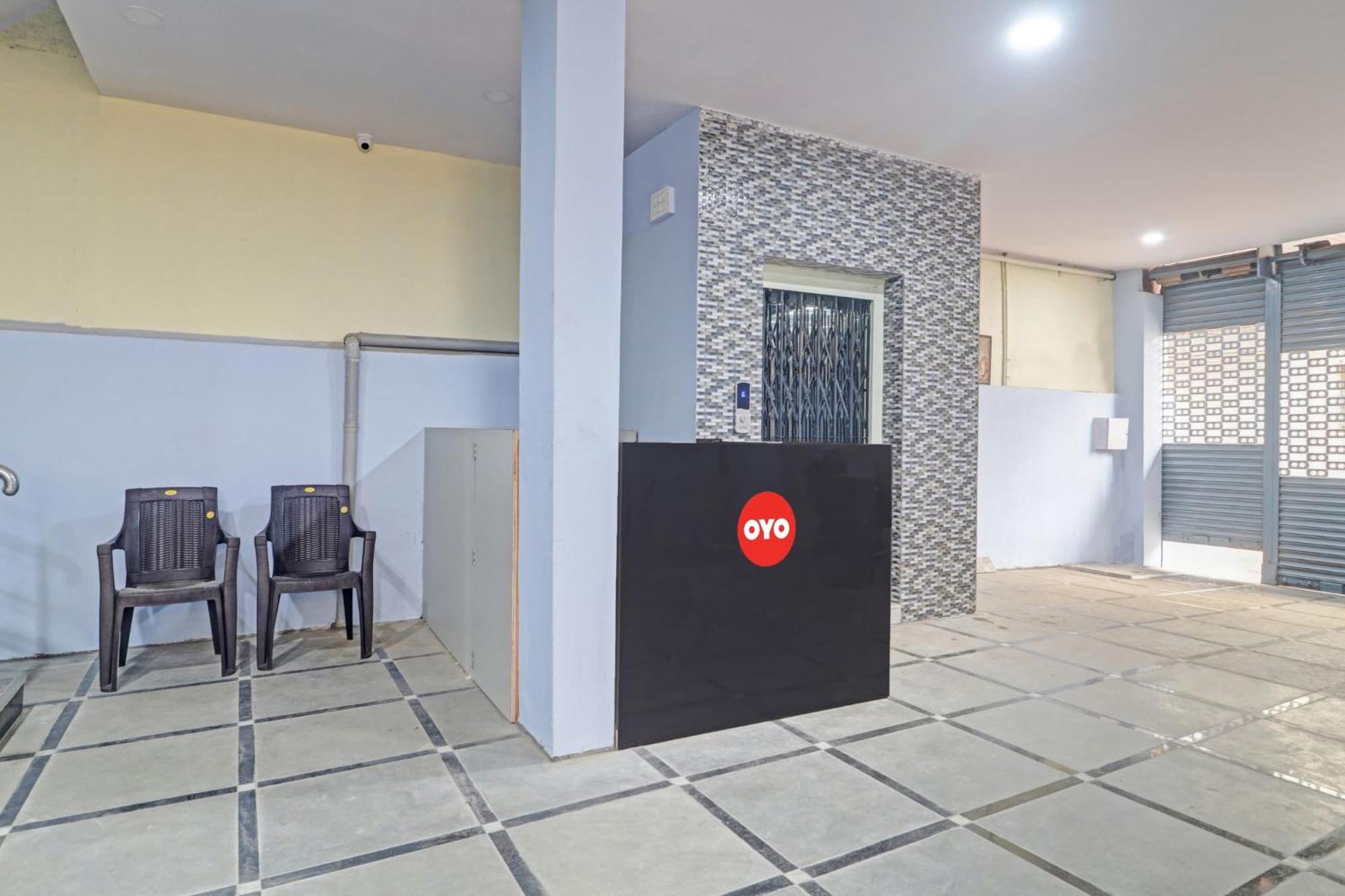 Super Hotel O Rbs Square Langer Houz Haidar Sahibguda Экстерьер фото