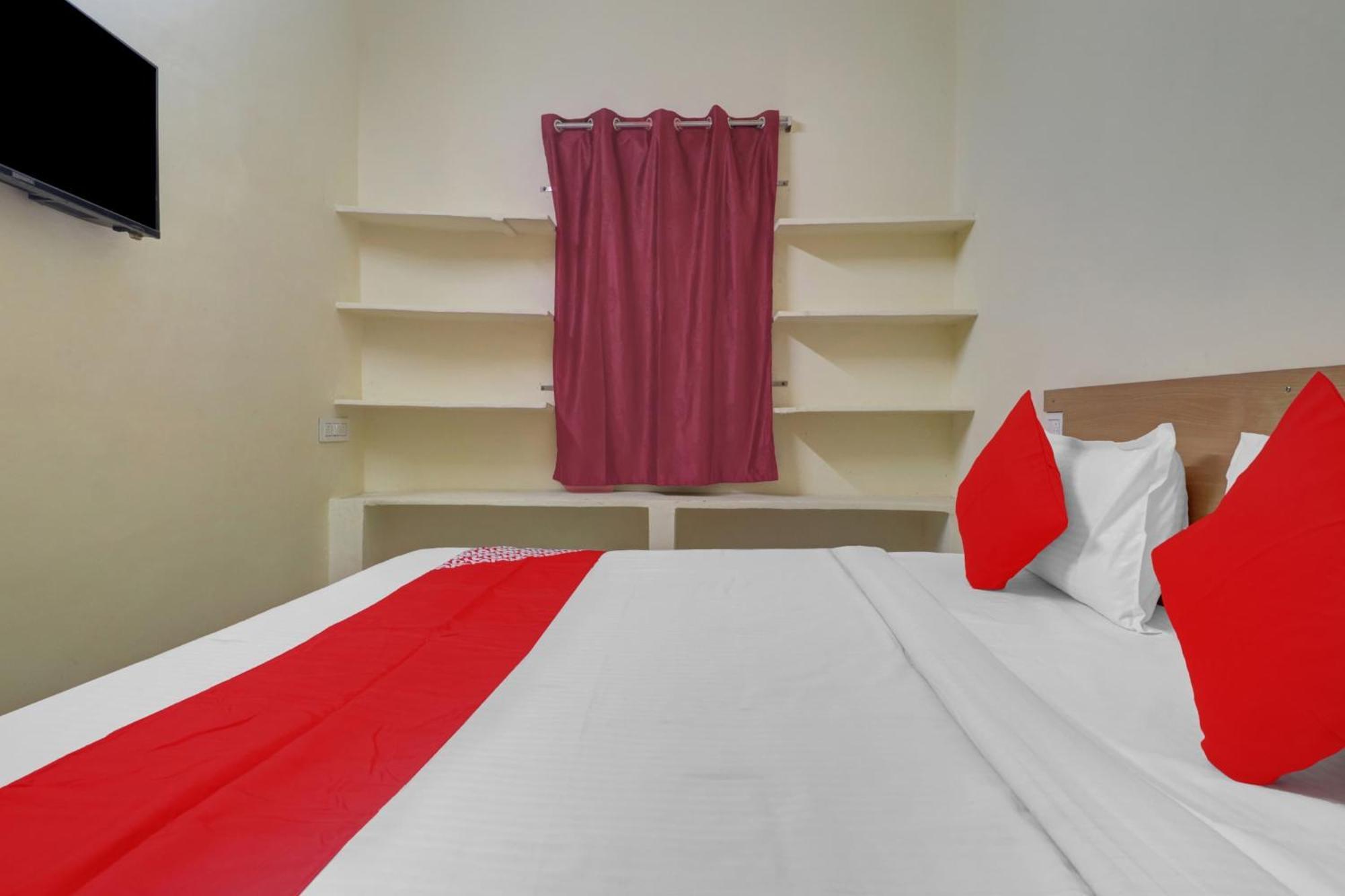 Super Hotel O Rbs Square Langer Houz Haidar Sahibguda Экстерьер фото